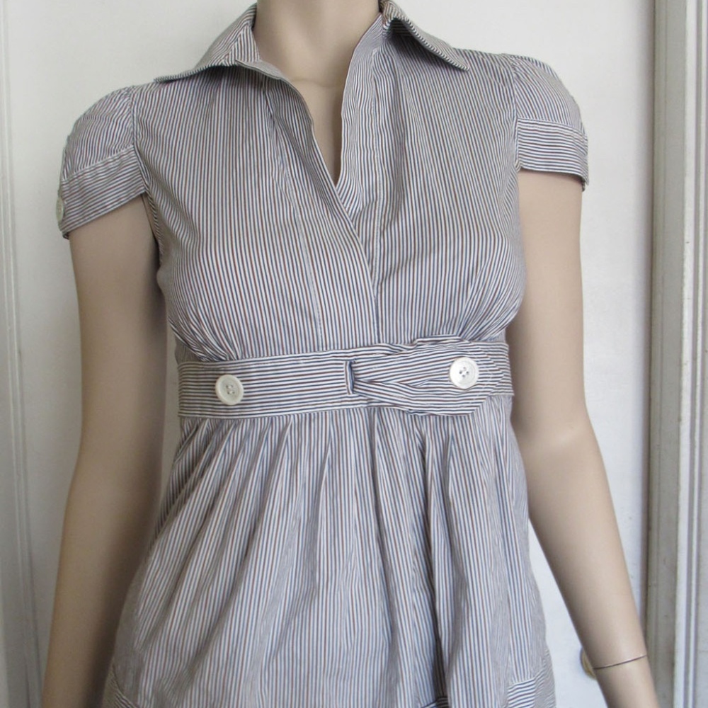 BCBG Maxizaria Ruffle Front Short Sleeve Summer Shirt